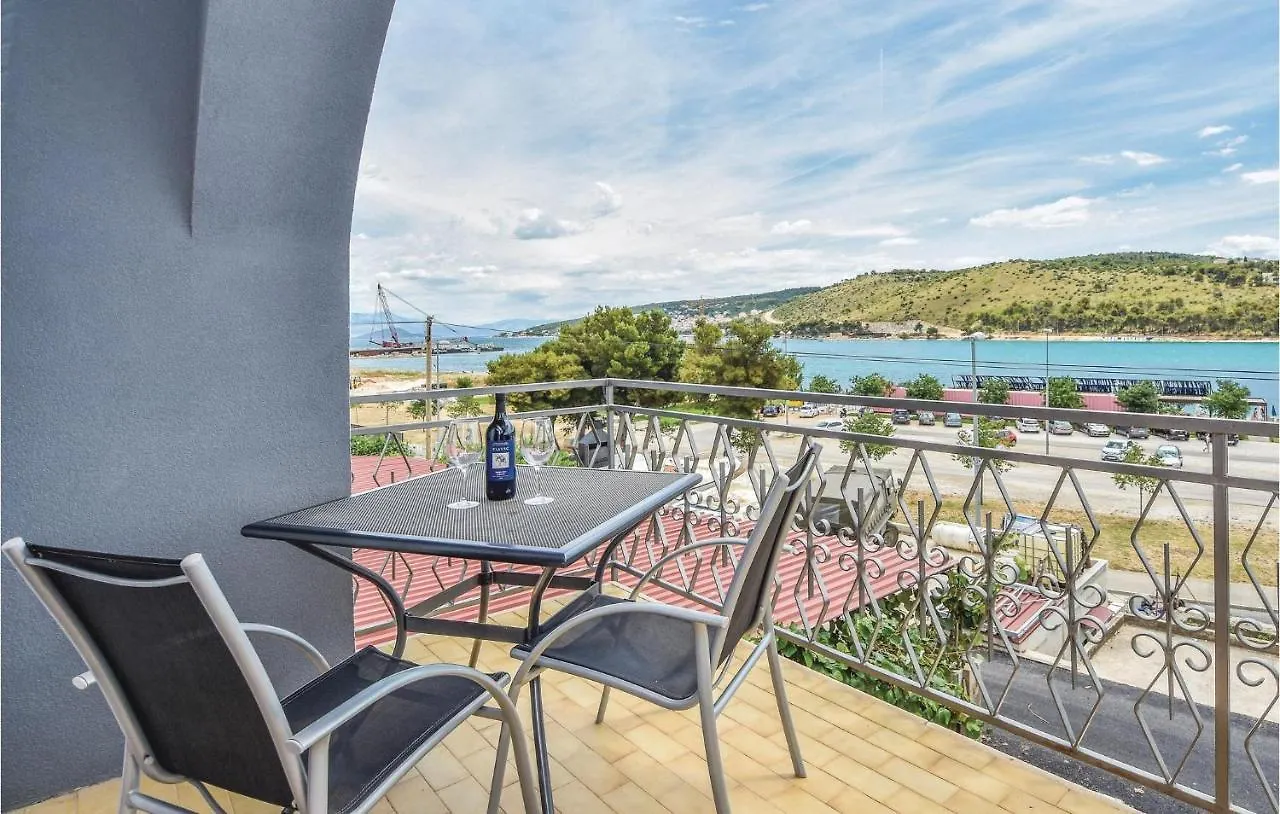 Holiday Home Kneza Trpimira I Trogir