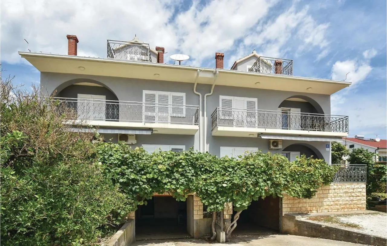 Holiday Home Kneza Trpimira I Trogir 0*,
